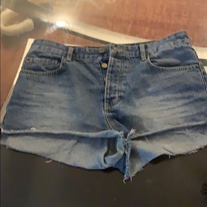 Button fly Amuse Society Jean short